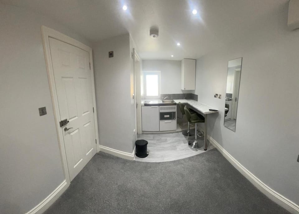 Cozy Studio Flat Romford, London Country House in Romford