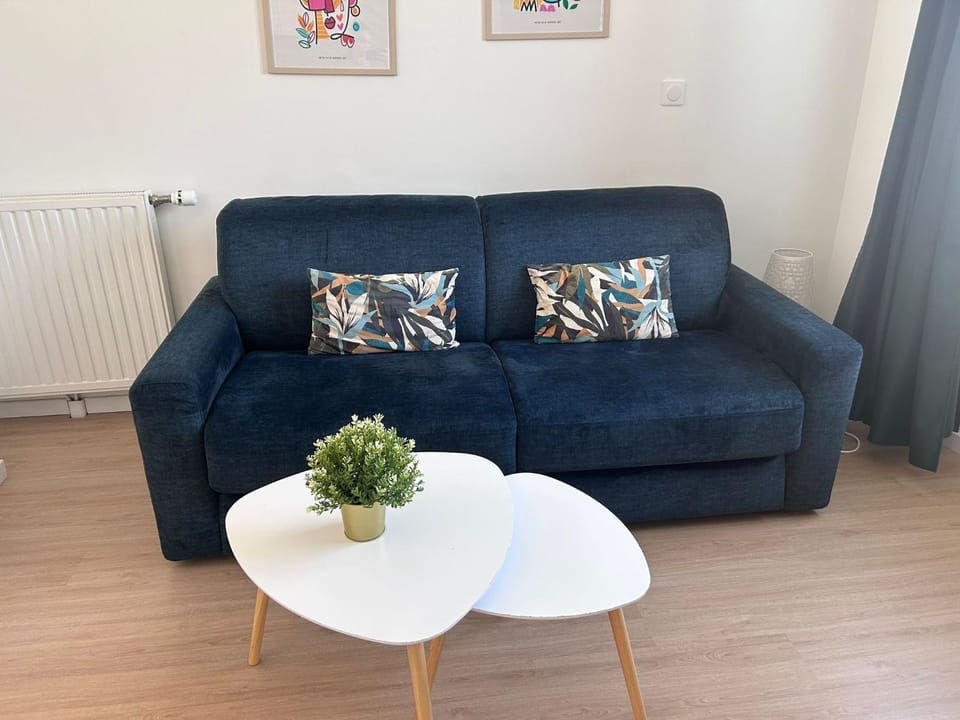 Studio CERGY 5 min de la Gare et place parking Apartment in Cergy