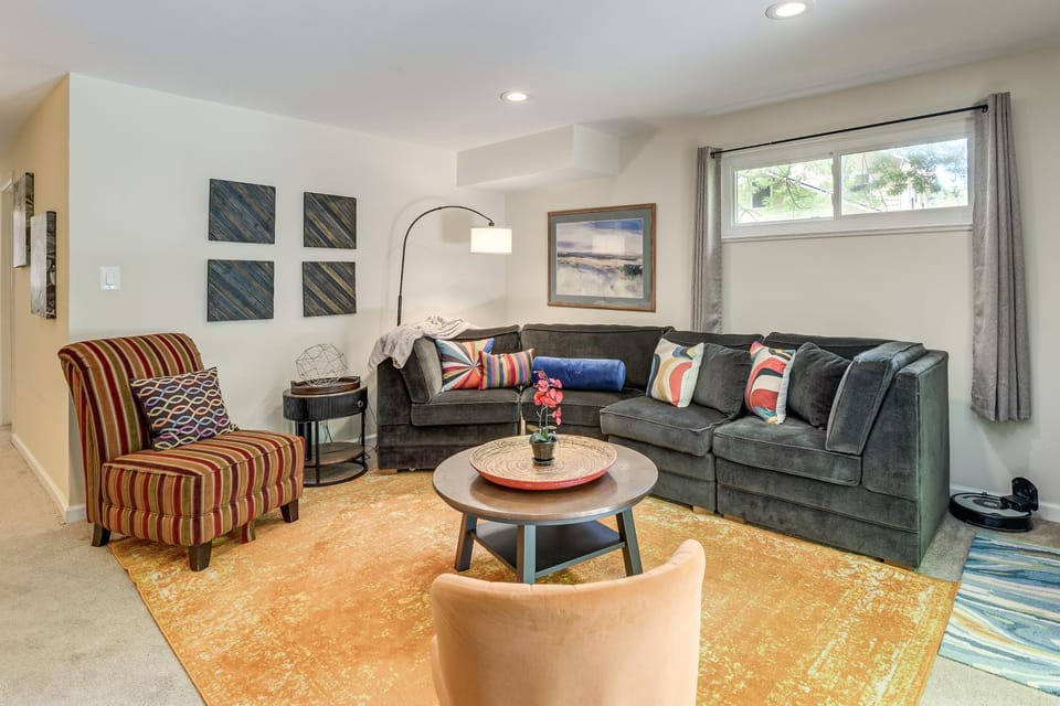3 Mi to Dtwn Silver Spring: Convenient Apartment Apartment in Silver Spring