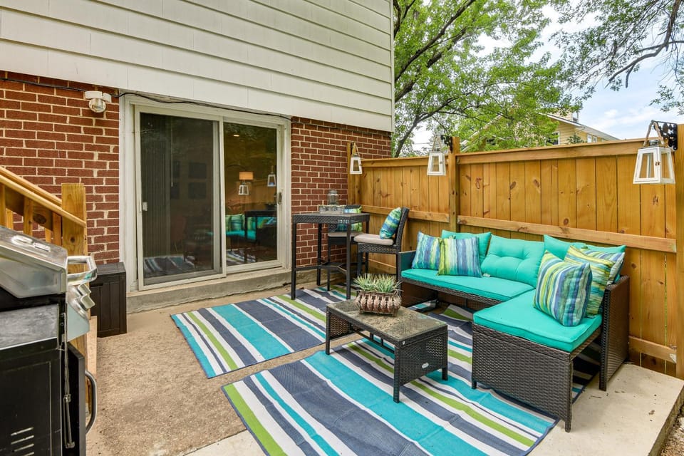 3 Mi to Dtwn Silver Spring: Convenient Apartment Apartment in Silver Spring
