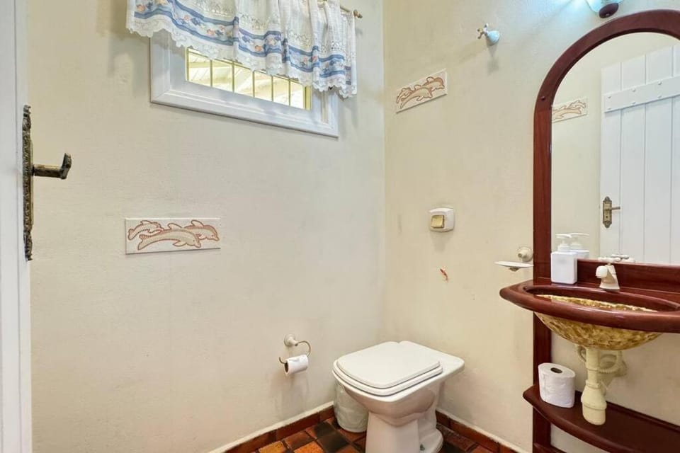 Casa Pé na Areia Suíte Master com Hidromassagem, Wi-Fi, Vista Mar e Churrasqueira House in Peruíbe