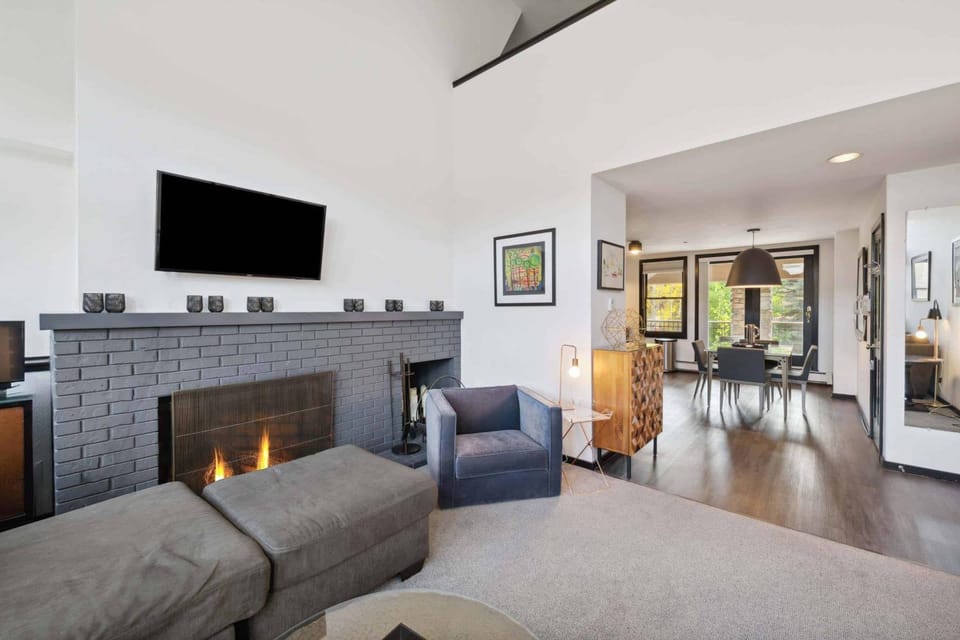 Woodrun Place 47 Apartment in Snowmass Village