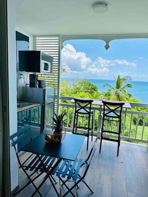 Patio, View (from property/room), Balcony/Terrace, Kitchen or kitchenette, Dining area, Sea view