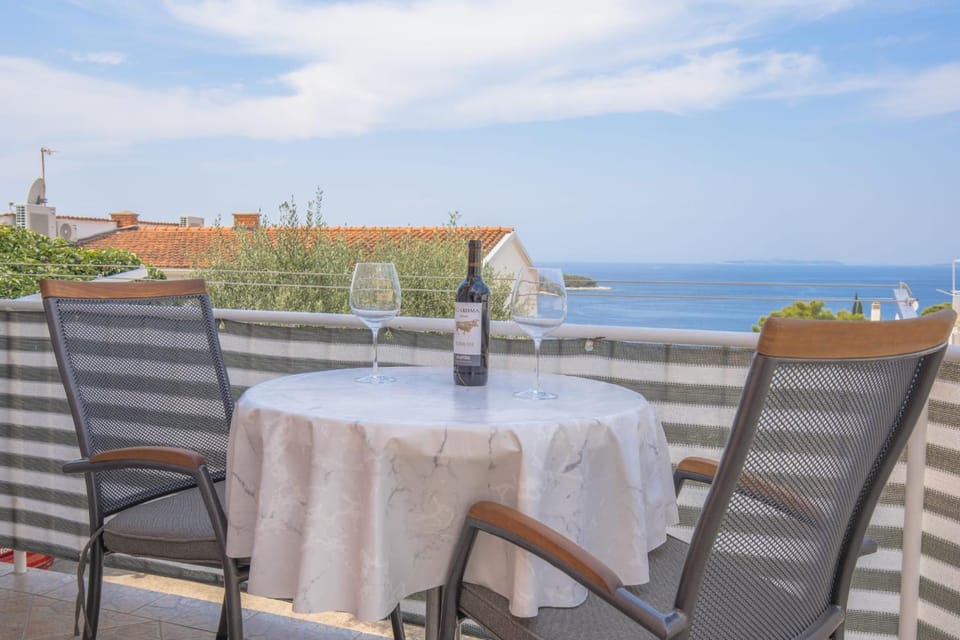 View (from property/room), View (from property/room), Balcony/Terrace, Sea view