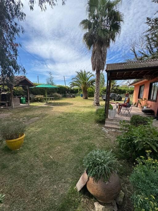 Hermosa Cabaña de Campo House in O'Higgins, Chile