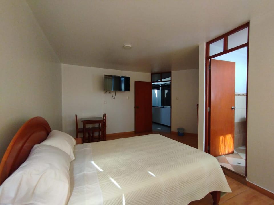 Hospedaje La Cascada Hotel in Tacna