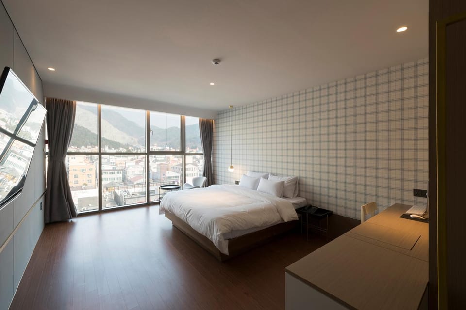 Hound Hotel Changwon Jinhae Hotel in Busan