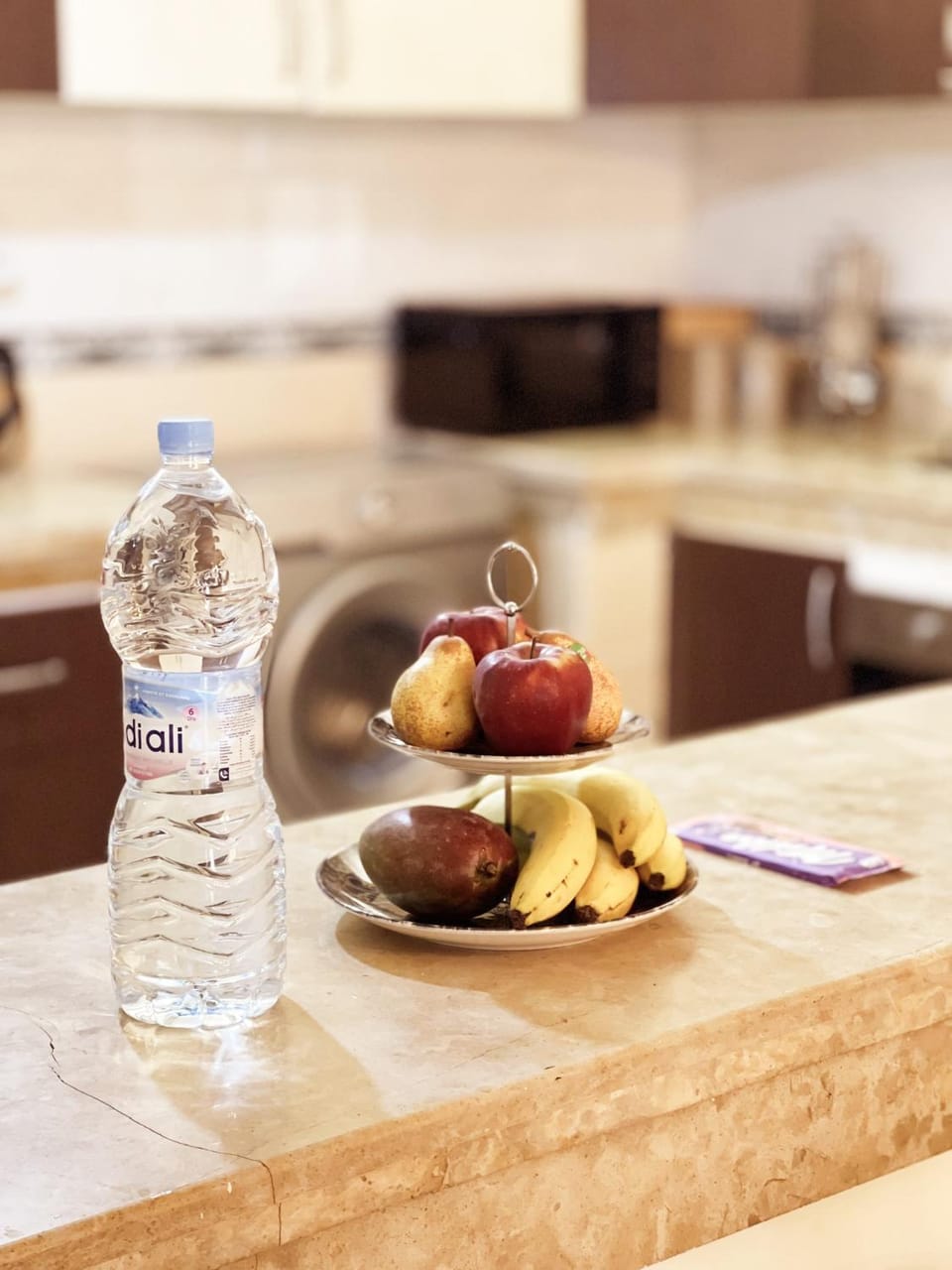Kitchen or kitchenette, Food and drinks, Food, Drinks