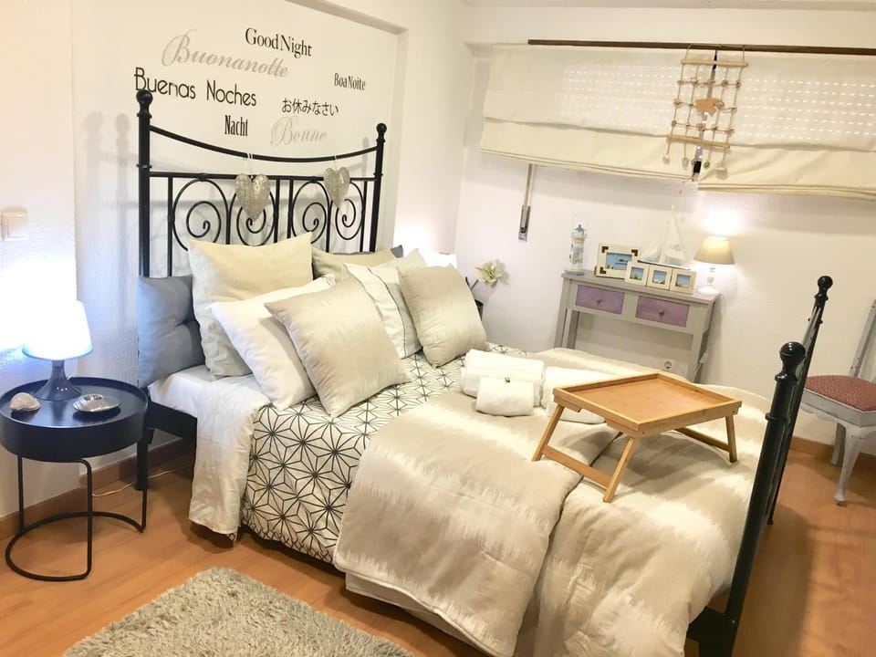 Spring, Bed, Decorative detail, Bedroom, On site, Sunset