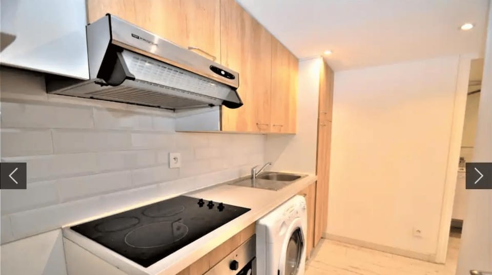Studio Nice Centre 4P Jean médécin avenue Apartment in Nice
