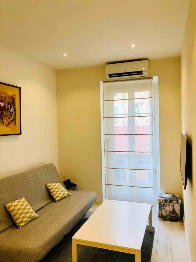 Studio Nice Centre 4P Jean médécin avenue Apartment in Nice