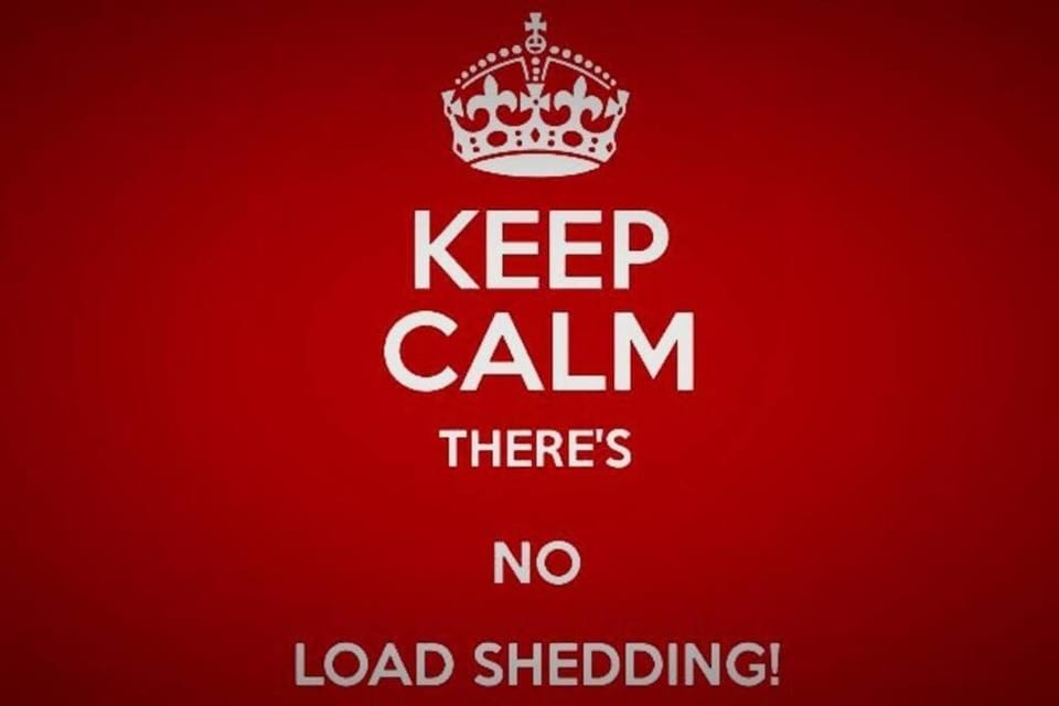 Honeywood Stays "Spacious 2 Bedroom Unit - Near Airport, Free Parking & Wi-Fi, Private Garden Apartment in Port Elizabeth