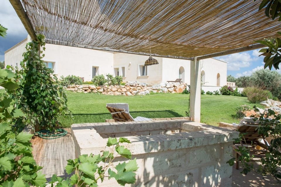 Property building, Spring, Garden