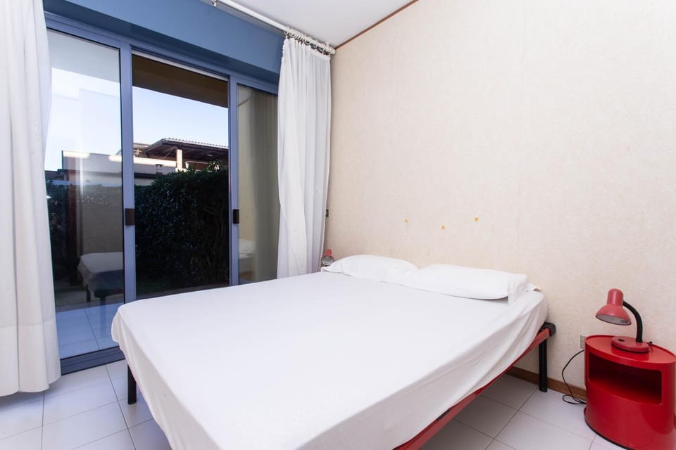 Marcelli, bilocale con giardino a 100 mt dal mare - M052 Apartment in Marcelli