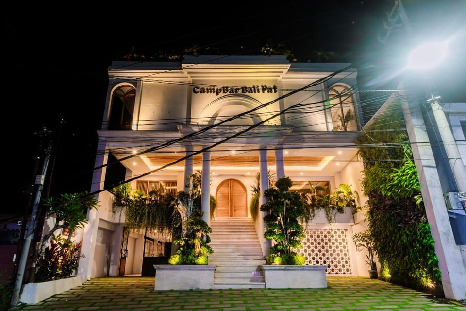 Property building, Facade/entrance, Night