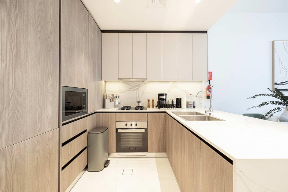Legacy by Sunrise - Top Amenities and Paddle Court Apartment in Dubai