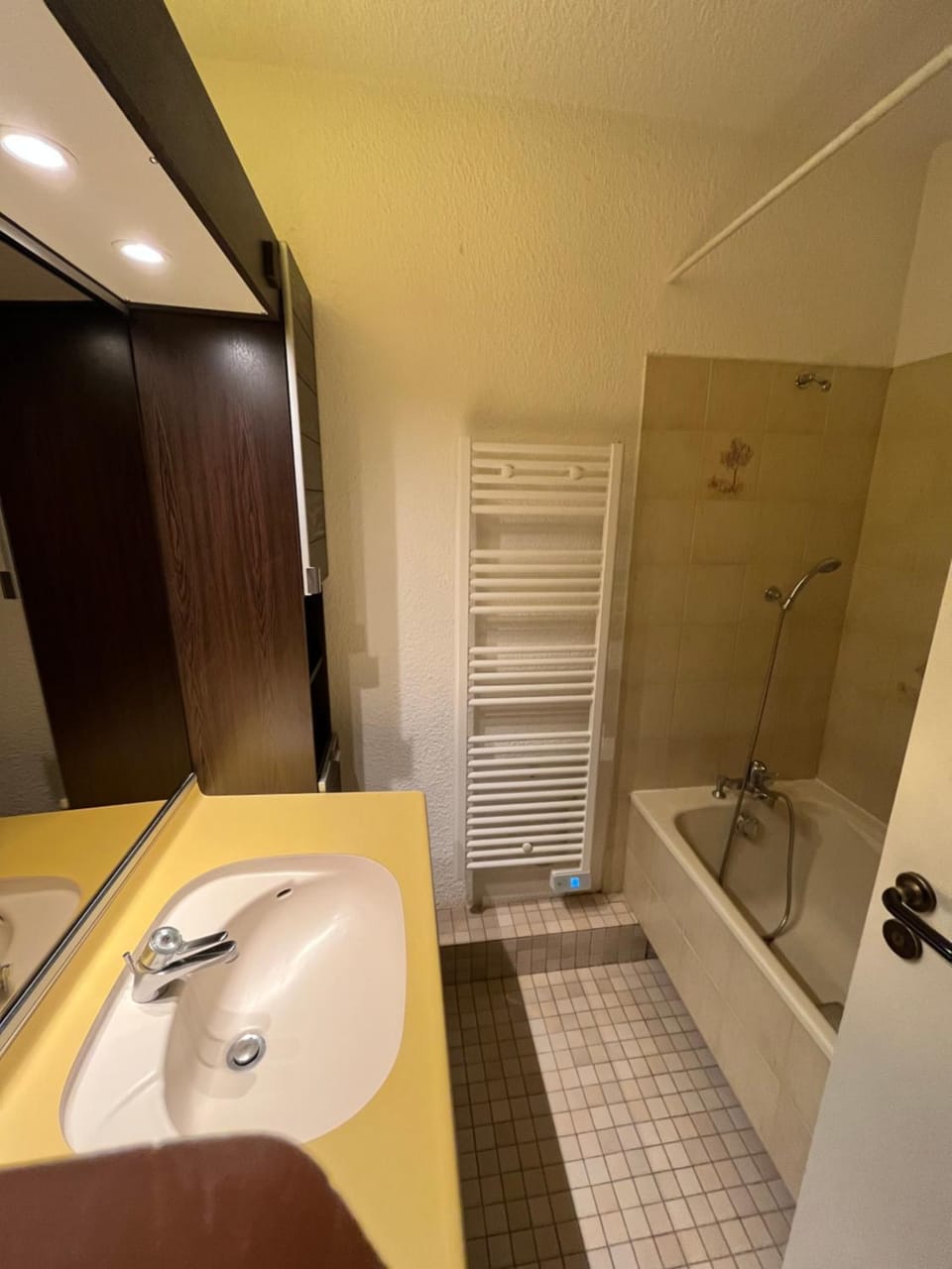 Bathroom, Bath