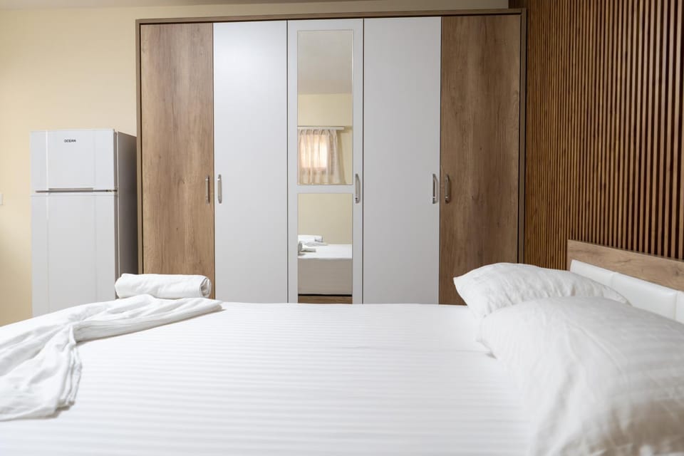 Bed, Photo of the whole room, Bedroom, towels, wardrobe