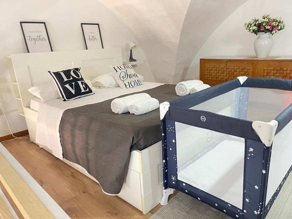 cot