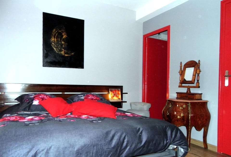 View (from property/room), Photo of the whole room