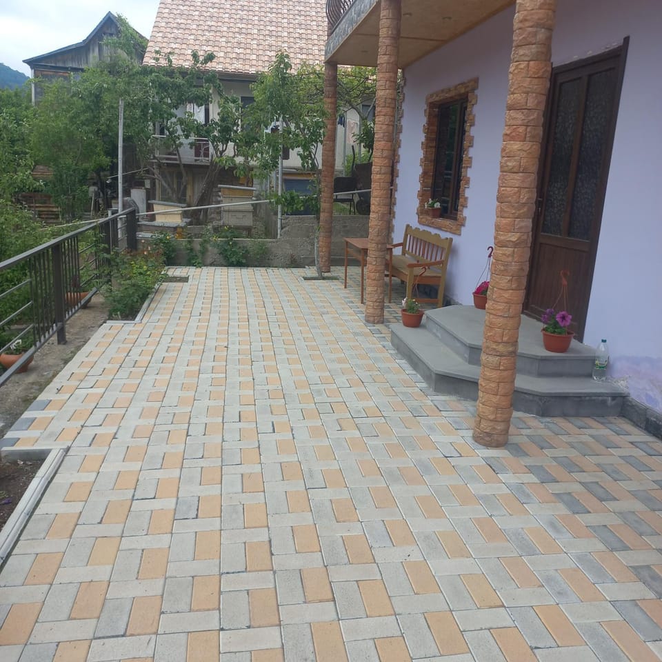 Violet guest house Bed and Breakfast in Armenia