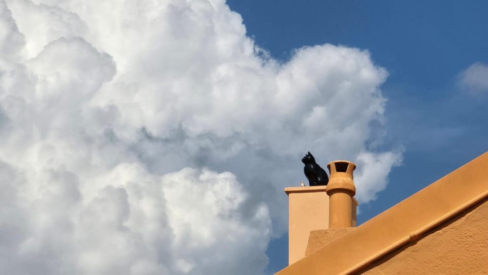Day, Quiet street view