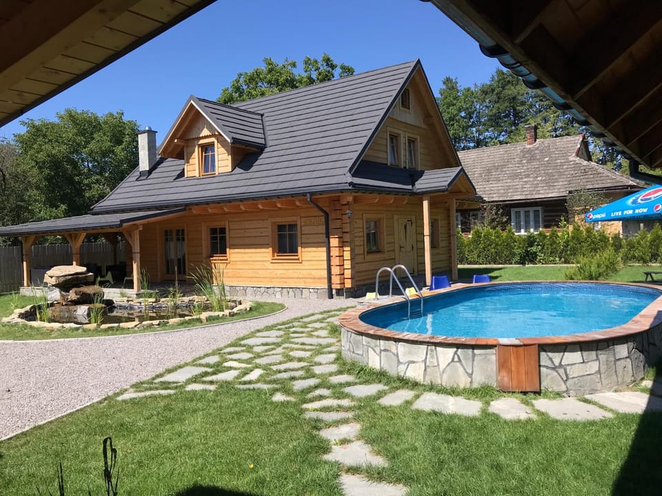 Zacisze Pod Lipą Villa in Lesser Poland Voivodeship