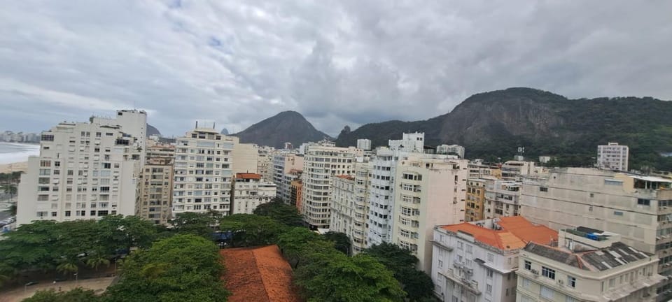 Vista Maravilhosa Praia de Copacabana Cod 1404 Apartment in Rio de Janeiro