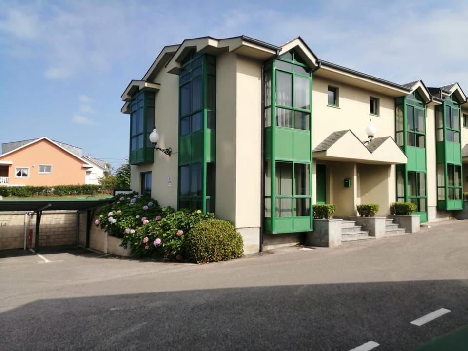 Urbanización Mar Cantábrico House in Galicia