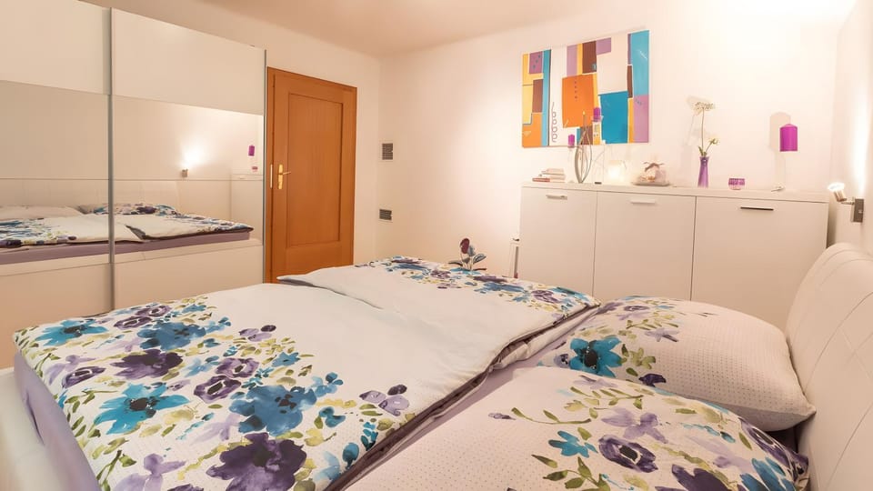Property building, Living room, Bedroom
