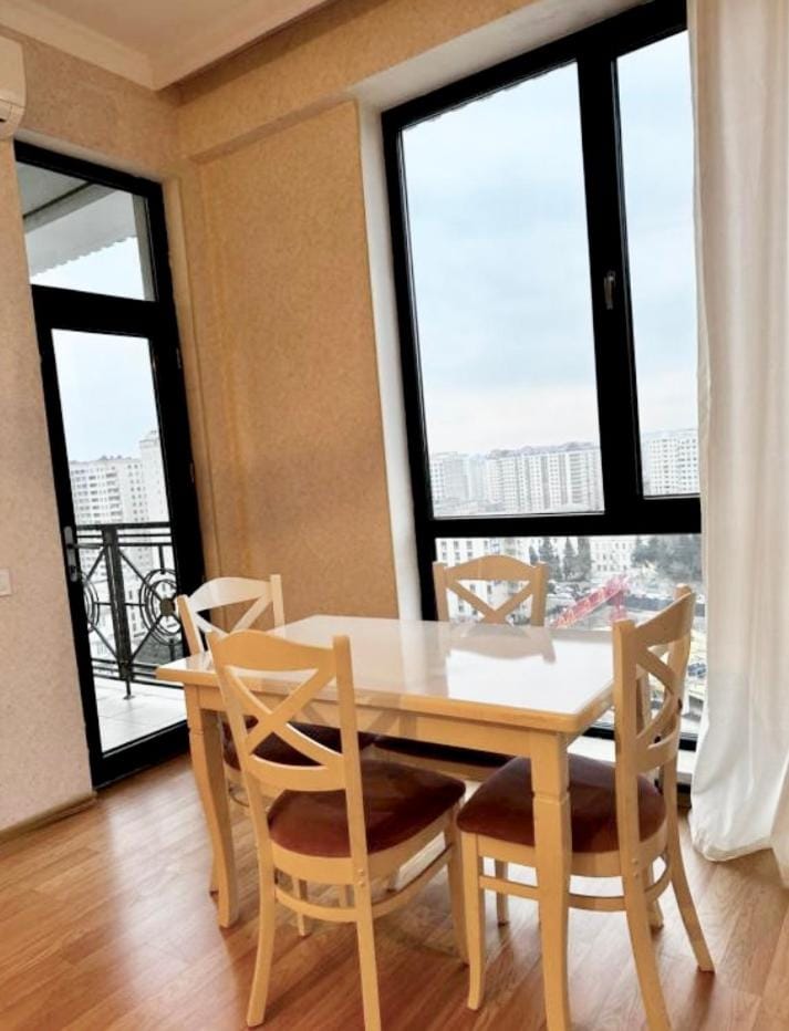 Emeral Apartment in Baku
