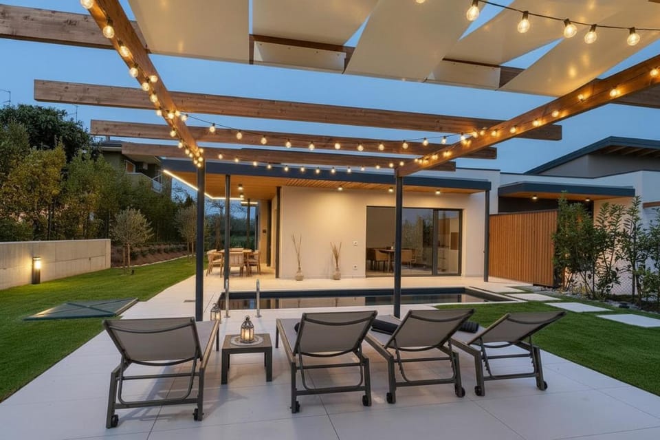 Villa Luma with private Pool Villa in Lake Garda