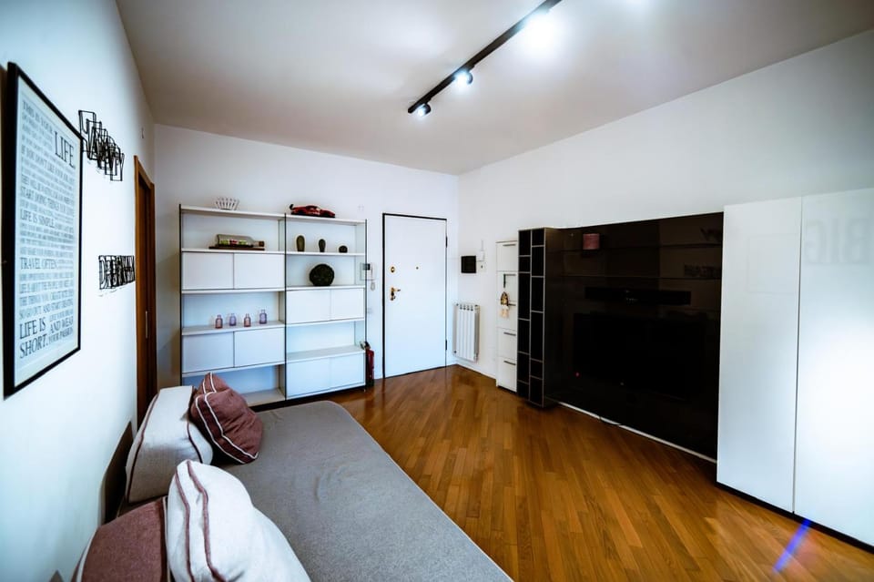 TV and multimedia, Lounge or bar