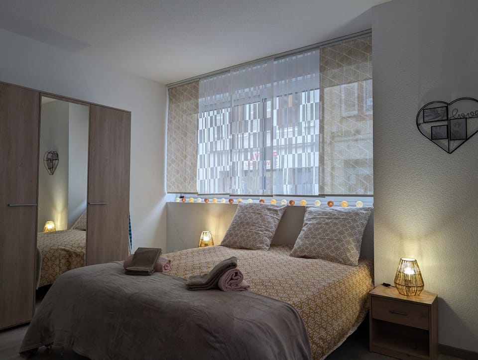 2 Apparts, Familles & Pros Apartment in Grand Est
