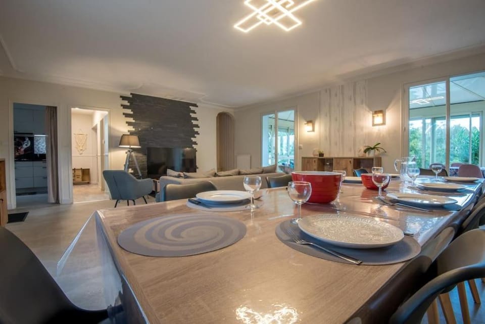 le repos de l'aubance , avec grand jardin et SPA House in Pays de la Loire