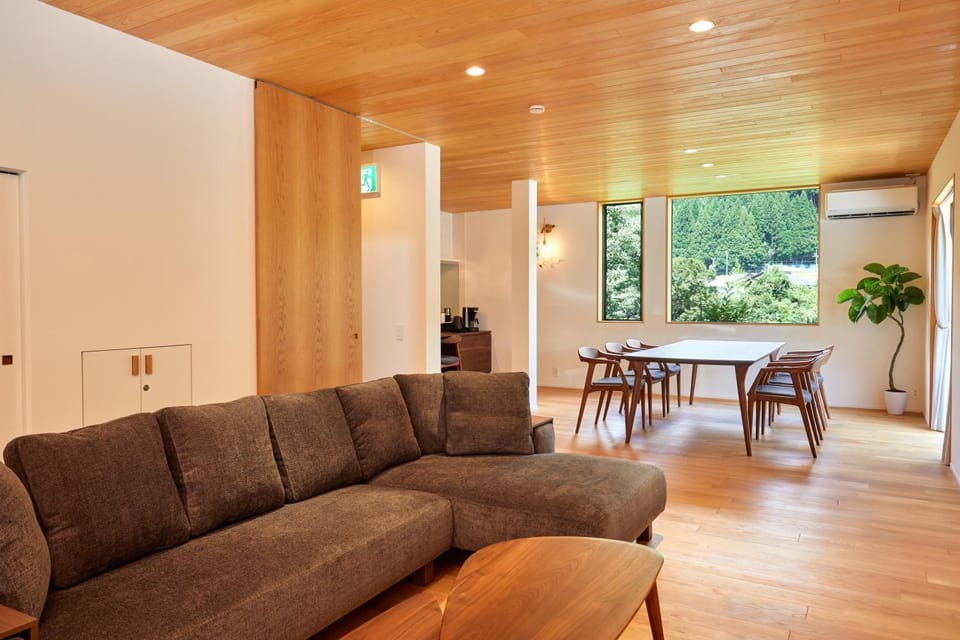 Living room, Seating area, Dining area