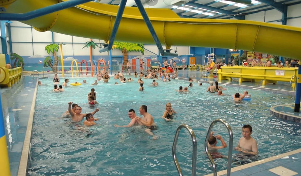 Swimming pool, Swimming pool