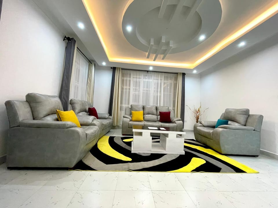 Xellent Suites- Muju Villa Naivasha Villa in Kenya