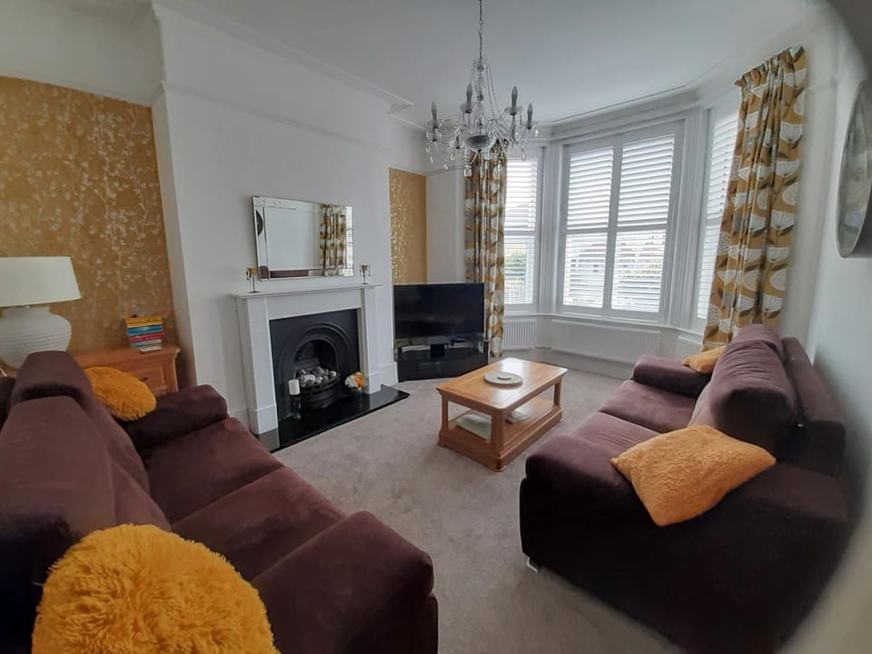 Victorian seaside apartment Apartment in Wirral