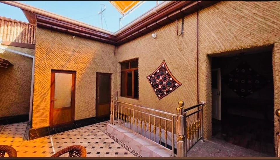 Guesthouse Anora 3, Three minutes walk from Registan Square, The very Center of Samarkand Bed and Breakfast in Europe