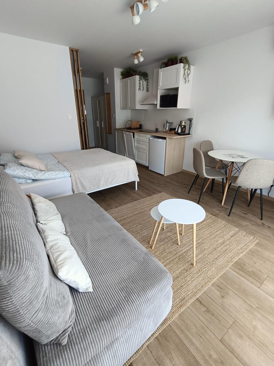 Studio by the River with Terrace, Basen, Sauna, Jacuzzi, Fitness Apartment in West Pomeranian Voivodeship, Poland