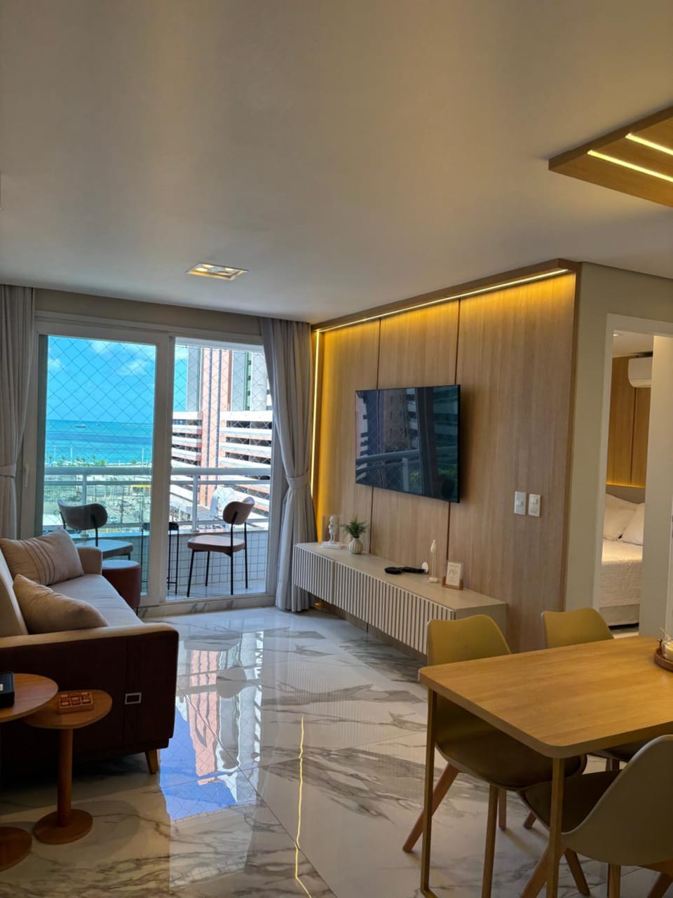 TV and multimedia, Living room