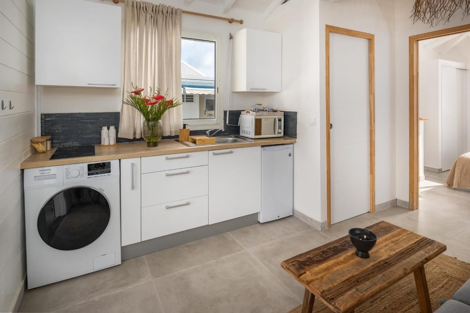 Sweet Cane Tiny House & Pool House in Grande-Terre, Guadeloupe