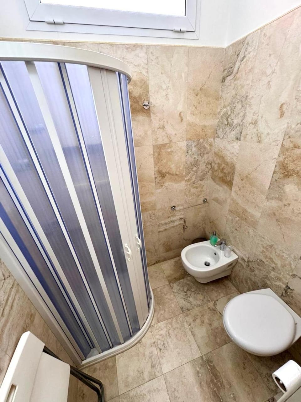 Shower, Toilet, Bathroom, bidet