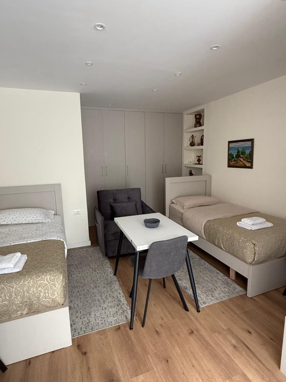 Bed, Seating area, Bedroom, wardrobe
