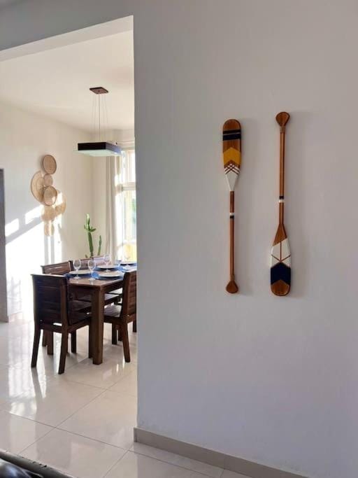 Decorative detail, Dining area