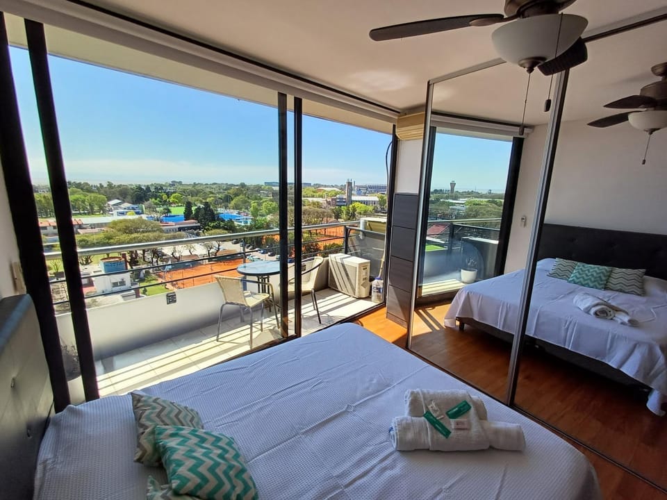 Departamento en nuñez con vista al río Avenida del libertador Apartment in Buenos Aires