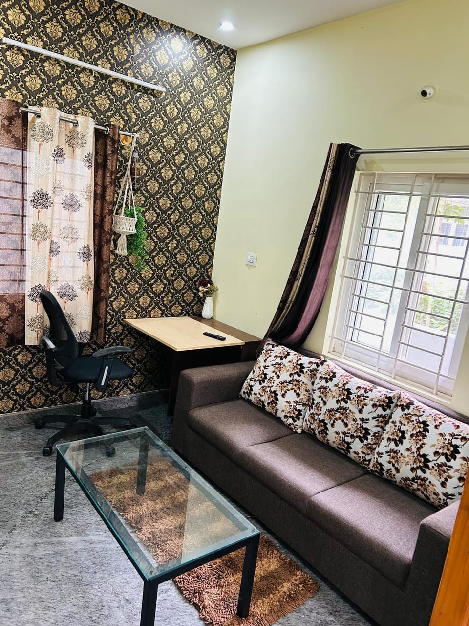 A Calm and peaceful 1BHK near JP nagar Apartment in Bengaluru