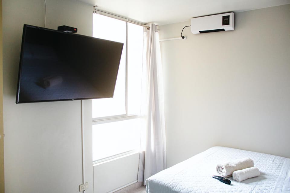 TV and multimedia, air conditioner