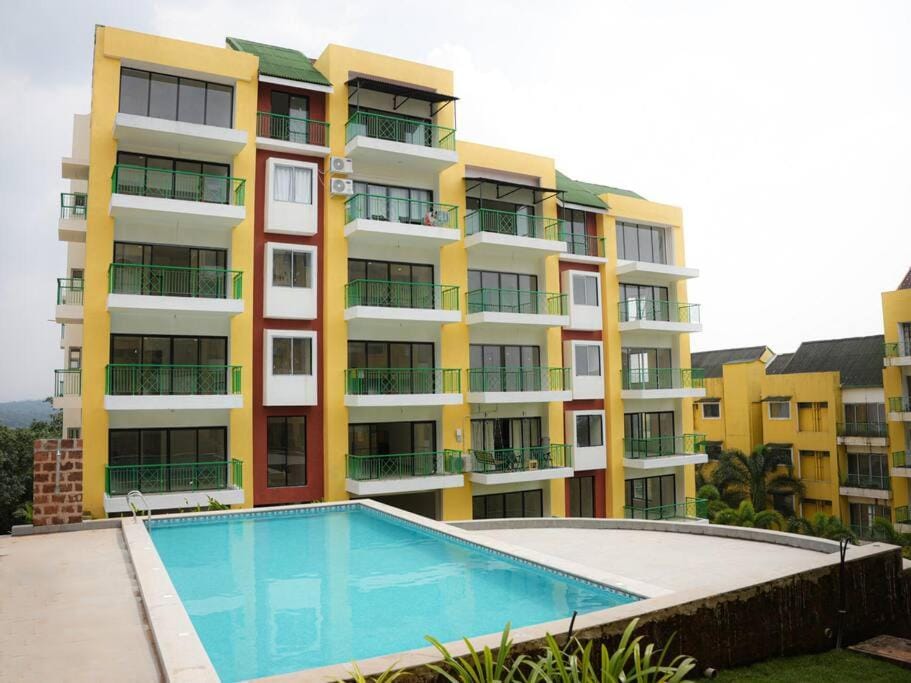 Kudrats Nook -Seaview Bohemian Studio Apartment in Canacona